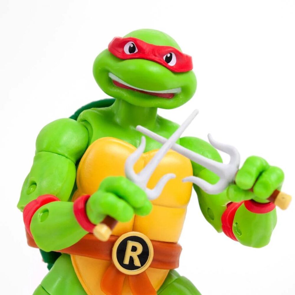 Teenage-Mutant-Ninja-Turtles-Raphael-Action-Figure-13cm-1 - Kaboom Collectibles